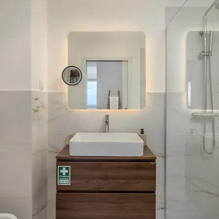 Appartement Résidence Vanni Atlântico Le Confort Face à L'océan Câmara de Lobos